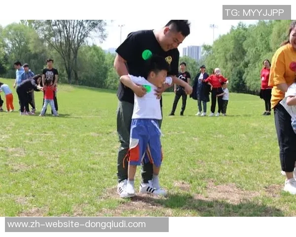 大脚与小脚的较量谁才是生活中的真正赢家